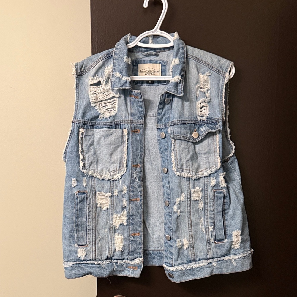 Ashley By 26 International Vintage Charm Denim Jacket